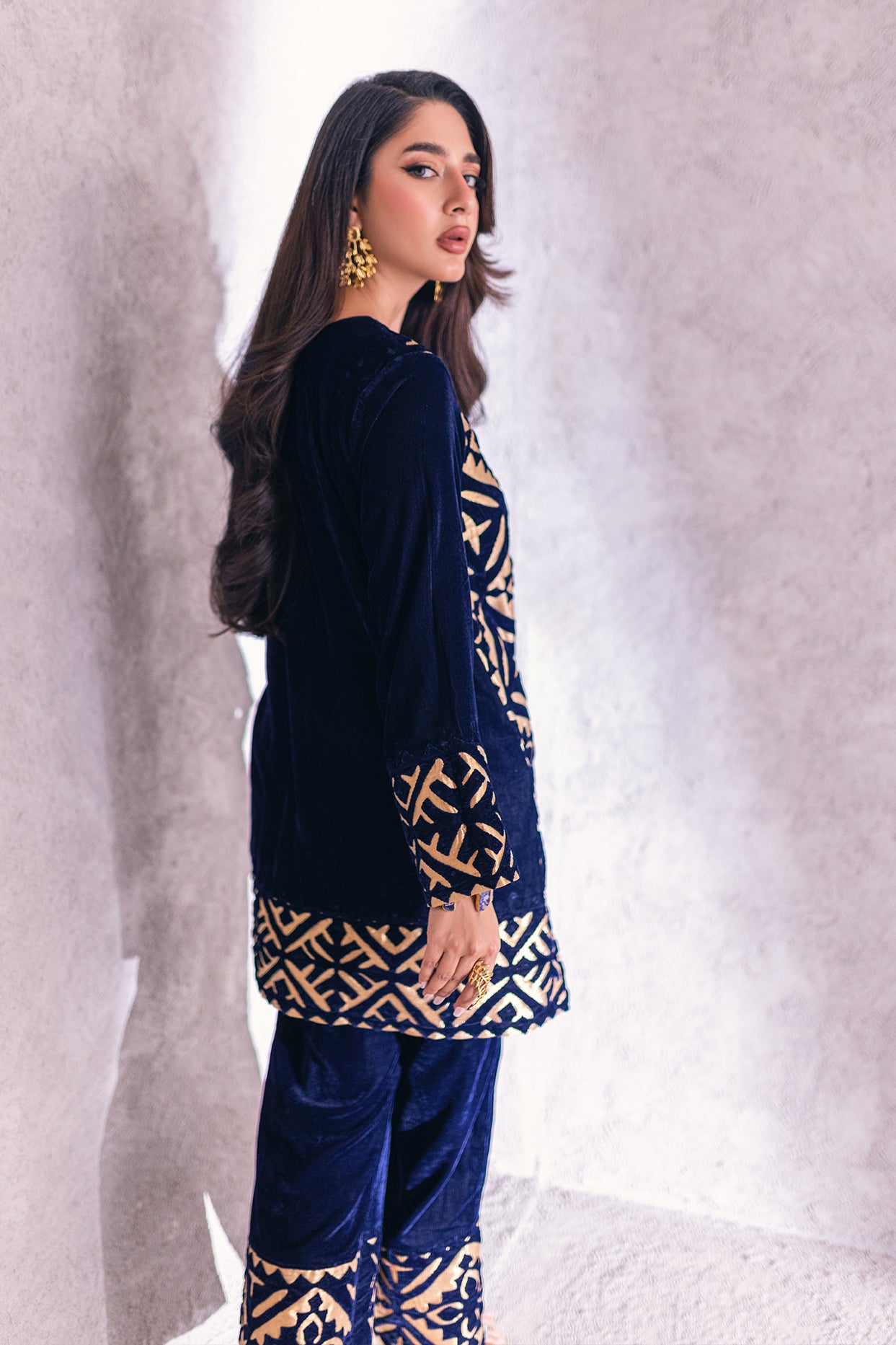 SEPIA | LEENA | RJ'S PRET