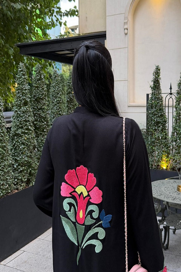 EBONY FLORAL| TAPESTRY| RJ'S PRET