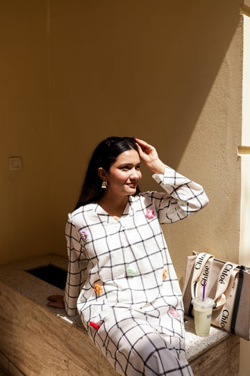FLOWER GRID |KNOTTY & NICE| RJ’S PRET