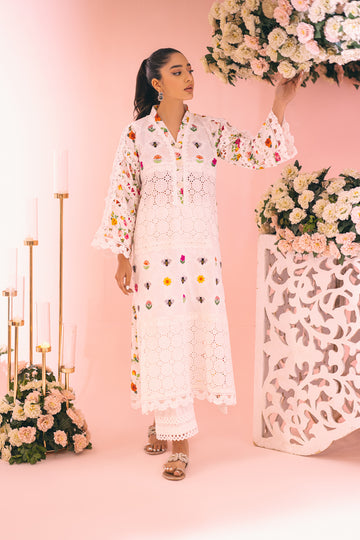 Honey Bee Inaaya Embroidered Lawn Suit | RJ’S PRET