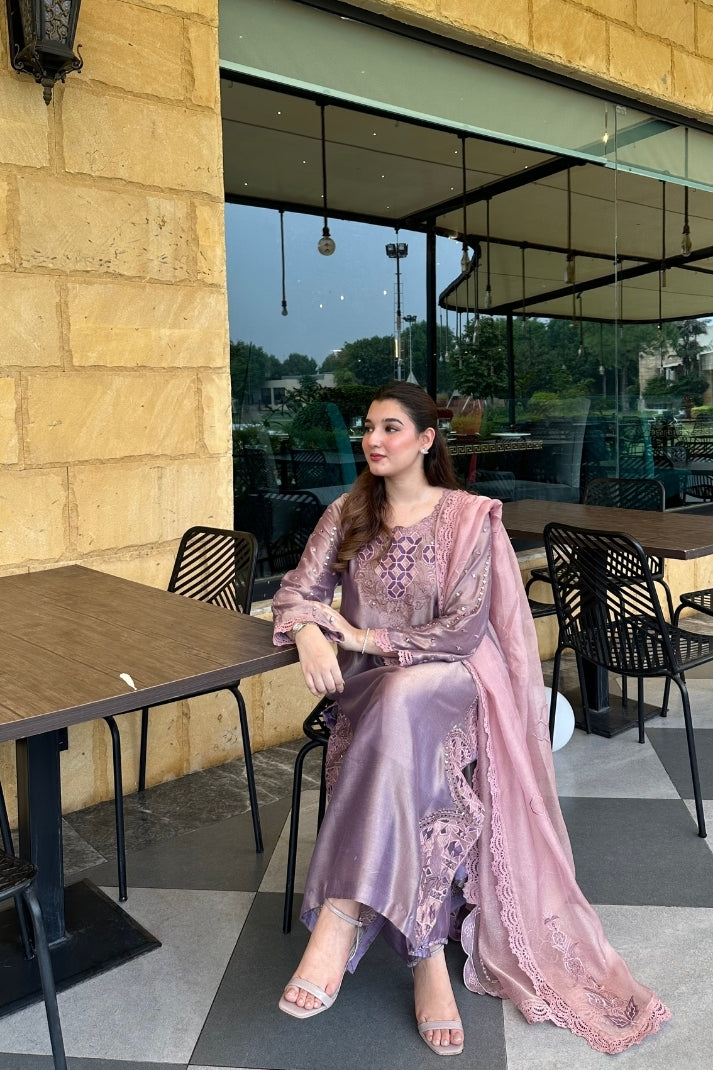 MYSTIC MAUVE | TWILIGHT SOIREE | RJS PRET
