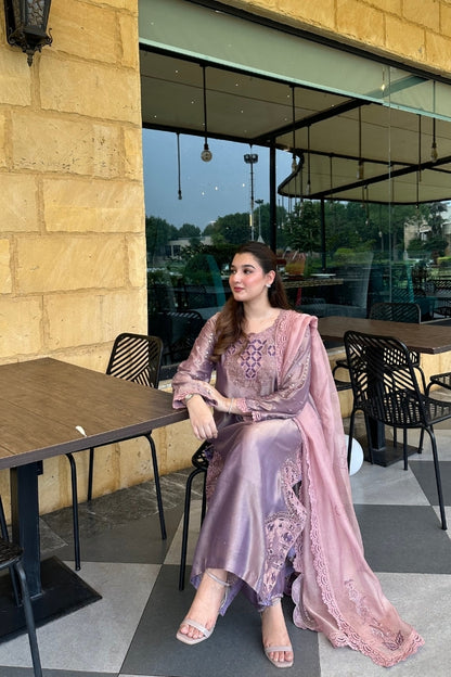 MYSTIC MAUVE | TWILIGHT SOIREE | RJS PRET