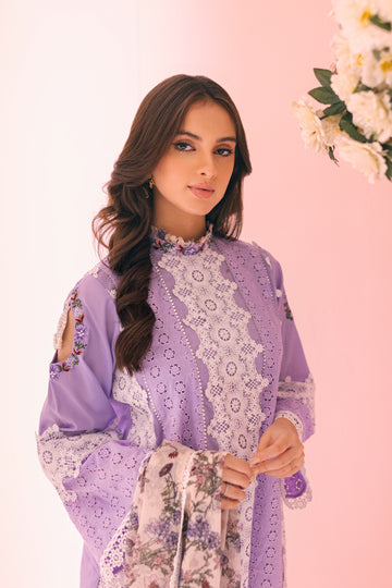 Lilac Garden Inaaya Embroidered Lawn Suit | RJ’S PRET