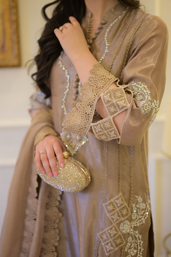TAUPE| FESTAL-1| RJ’S PRET