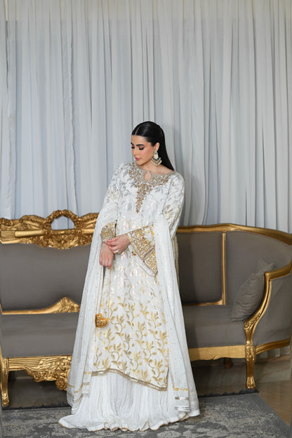 WHITE ROYALE | SHE REIGNS | RJ'S PRET