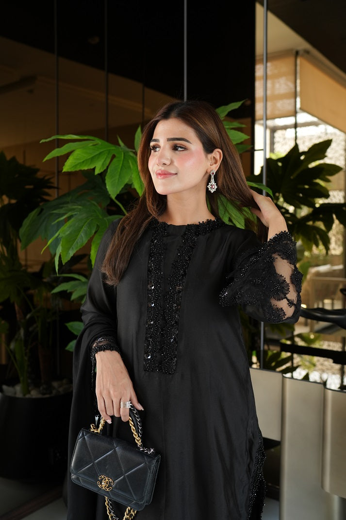 THE BLACK RADIANCE| SILK & SPICE | RJ’S PRET