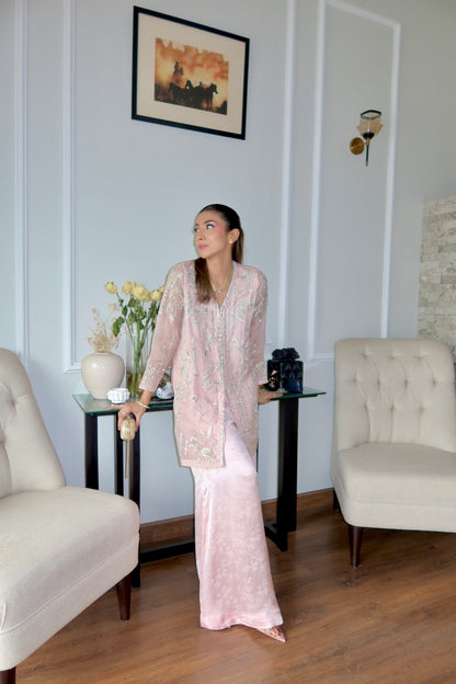 Blush Crush - She Reigns by RJ's Pret