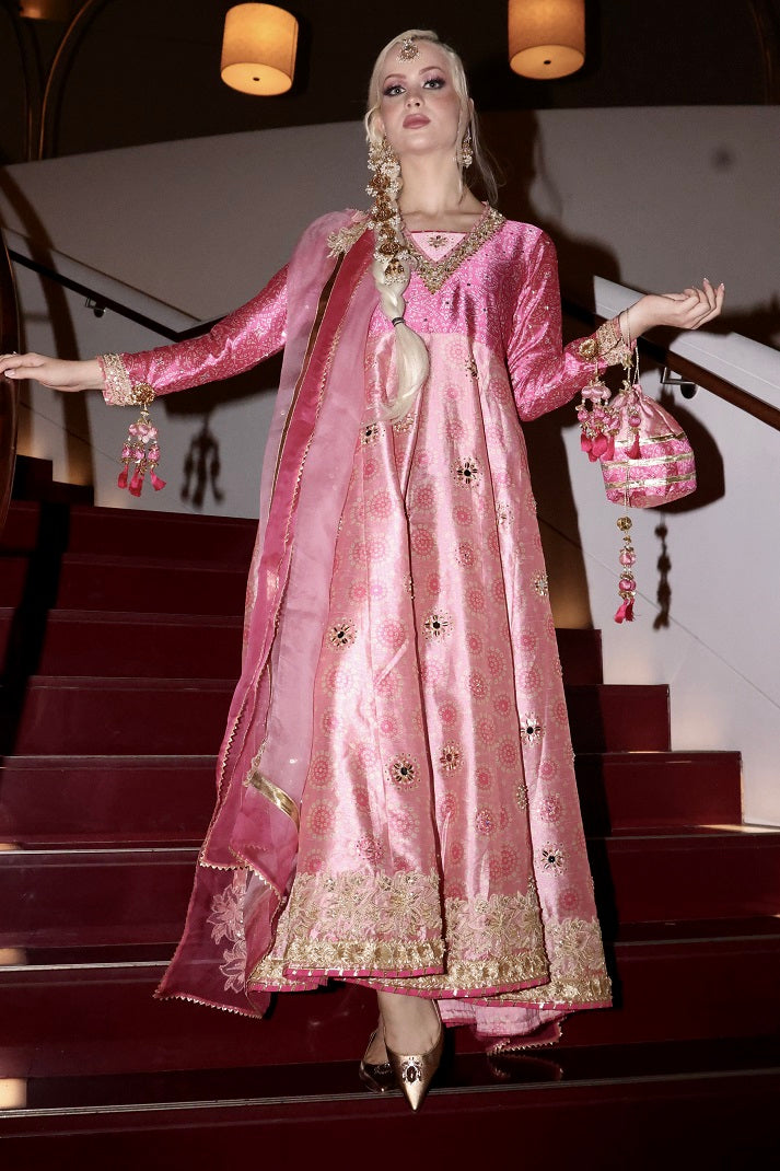 PINK AURA| STARDUST| RJ'S PRET