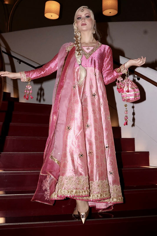 PINK AURA| STARDUST| RJ'S PRET