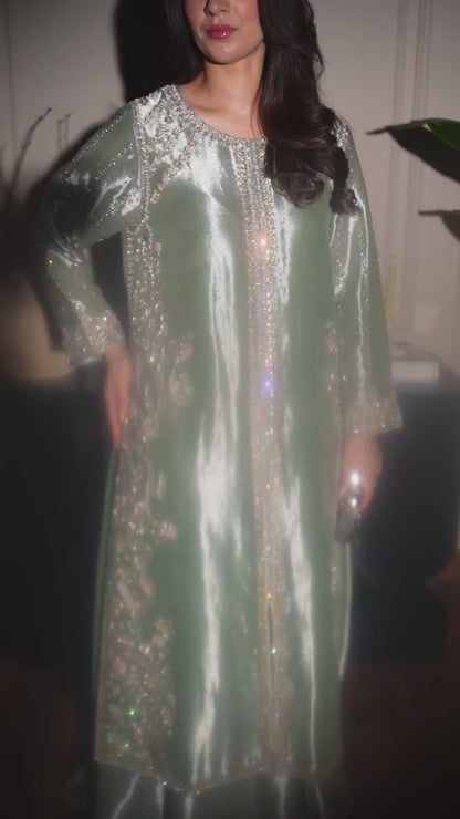 Shimmery Muse - She Reigns by RJ's Pret