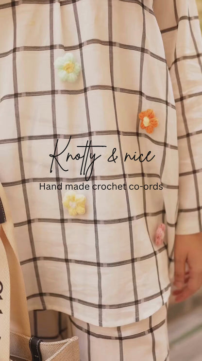 FLOWER GRID |KNOTTY & NICE| RJ’S PRET