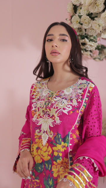 Raspberry Inaaya Embroidered Lawn Suit | RJ’S PRET