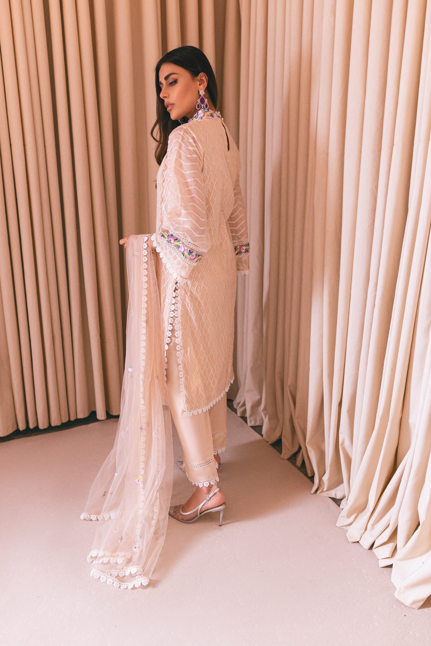 Spring Gate Umeed Embroidered Kurta Set | RJS PRET