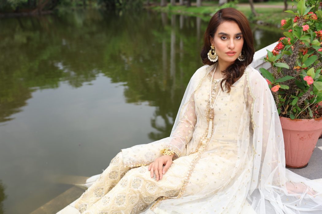 Glam Diva Mystique Embellished Net Gown | RJ'S PRET