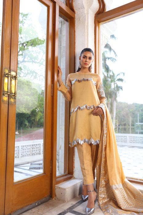 Zig Zag Mystique Silk Embellished Suit | RJ'S PRET