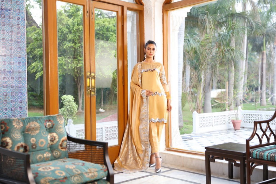 Zig Zag Mystique Silk Embellished Suit | RJ'S PRET