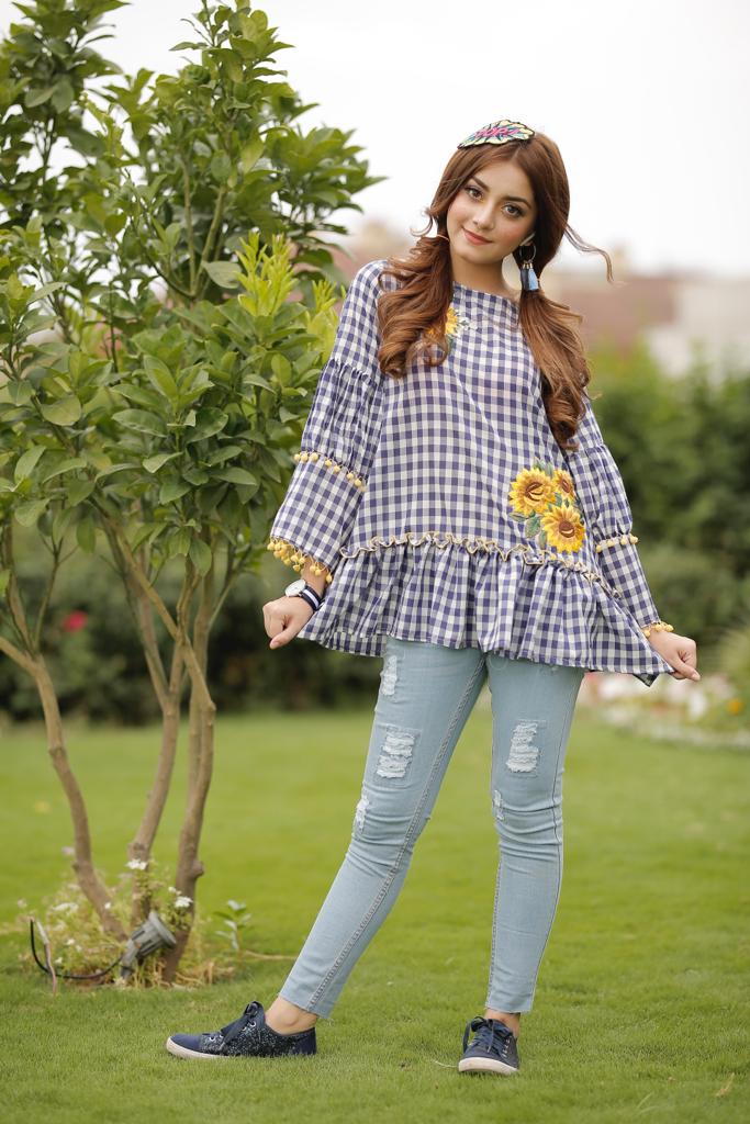 Sunflower Embroidered Top | FEMO | RJ'S PRET